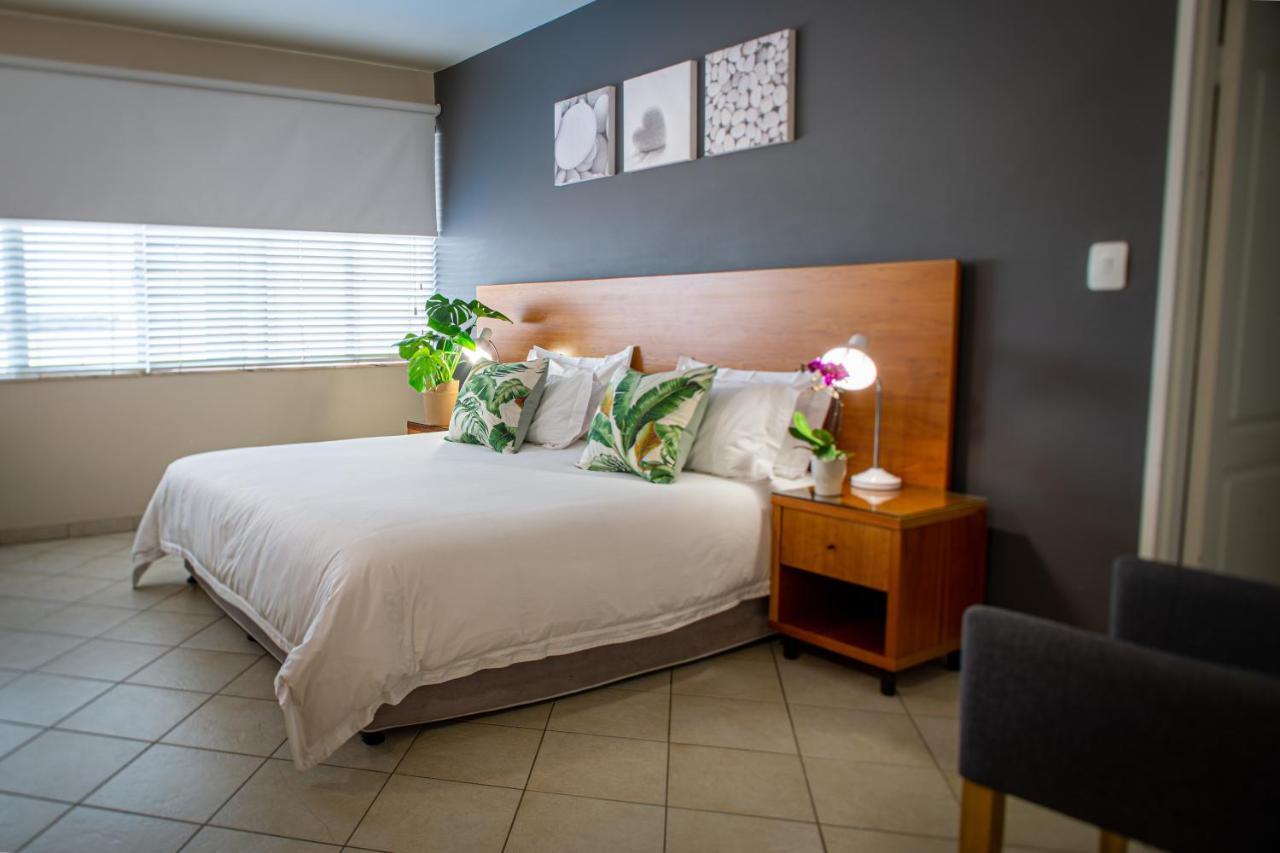 Villa San Giovanni Accommodation Pretoria Bagian luar foto